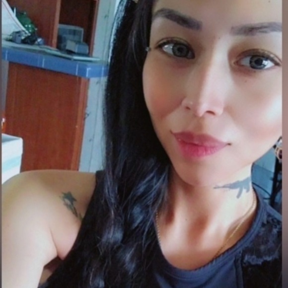 Meet your Posher Nid - Picture 1 of 1